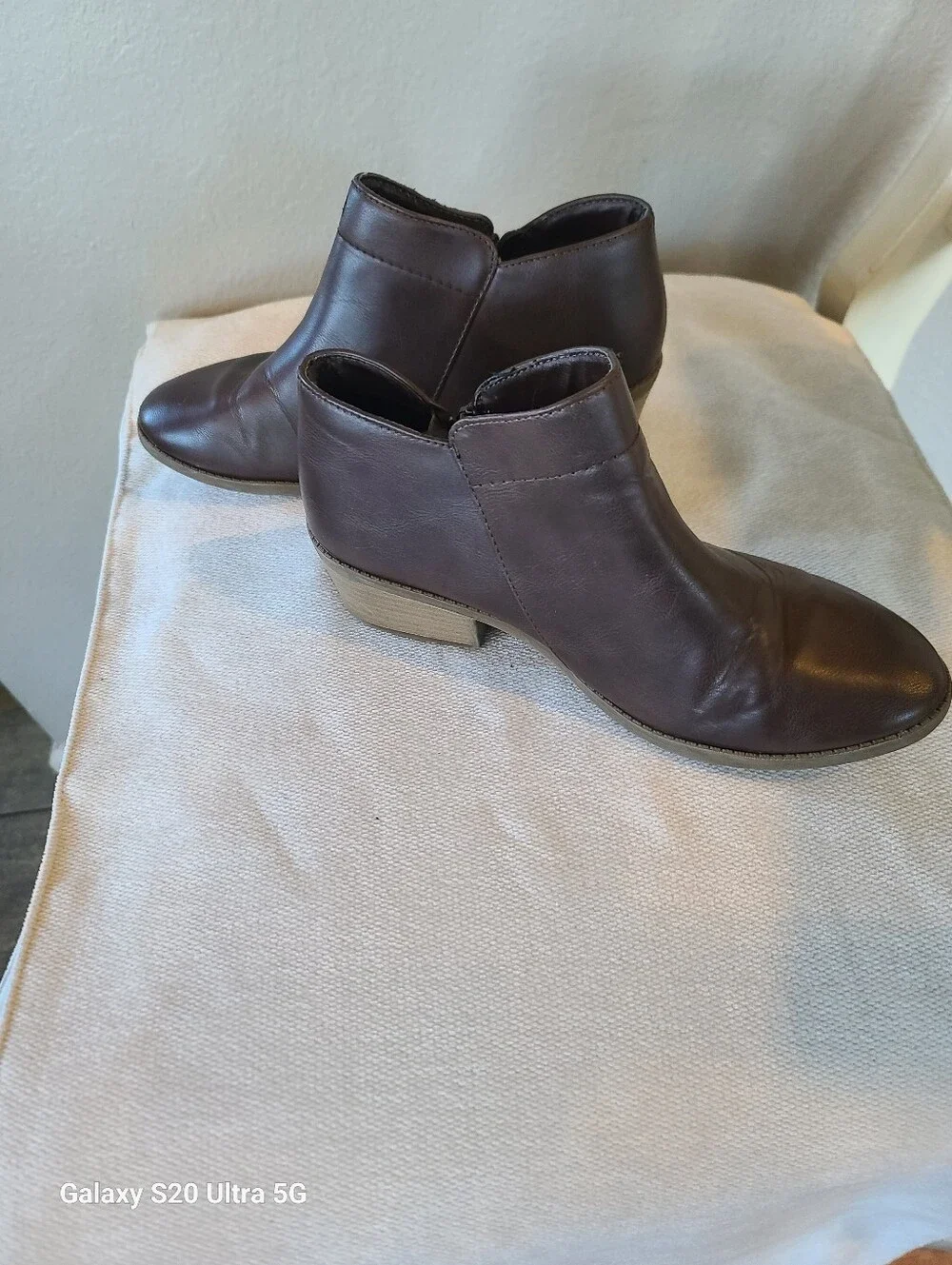 Time and Tru Brown Ankle Booties Womens 7W Side Zip Low Heel